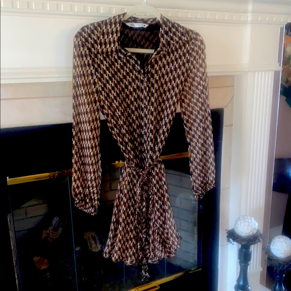 ZARA - Chic Geometric Print Dress - Size XS